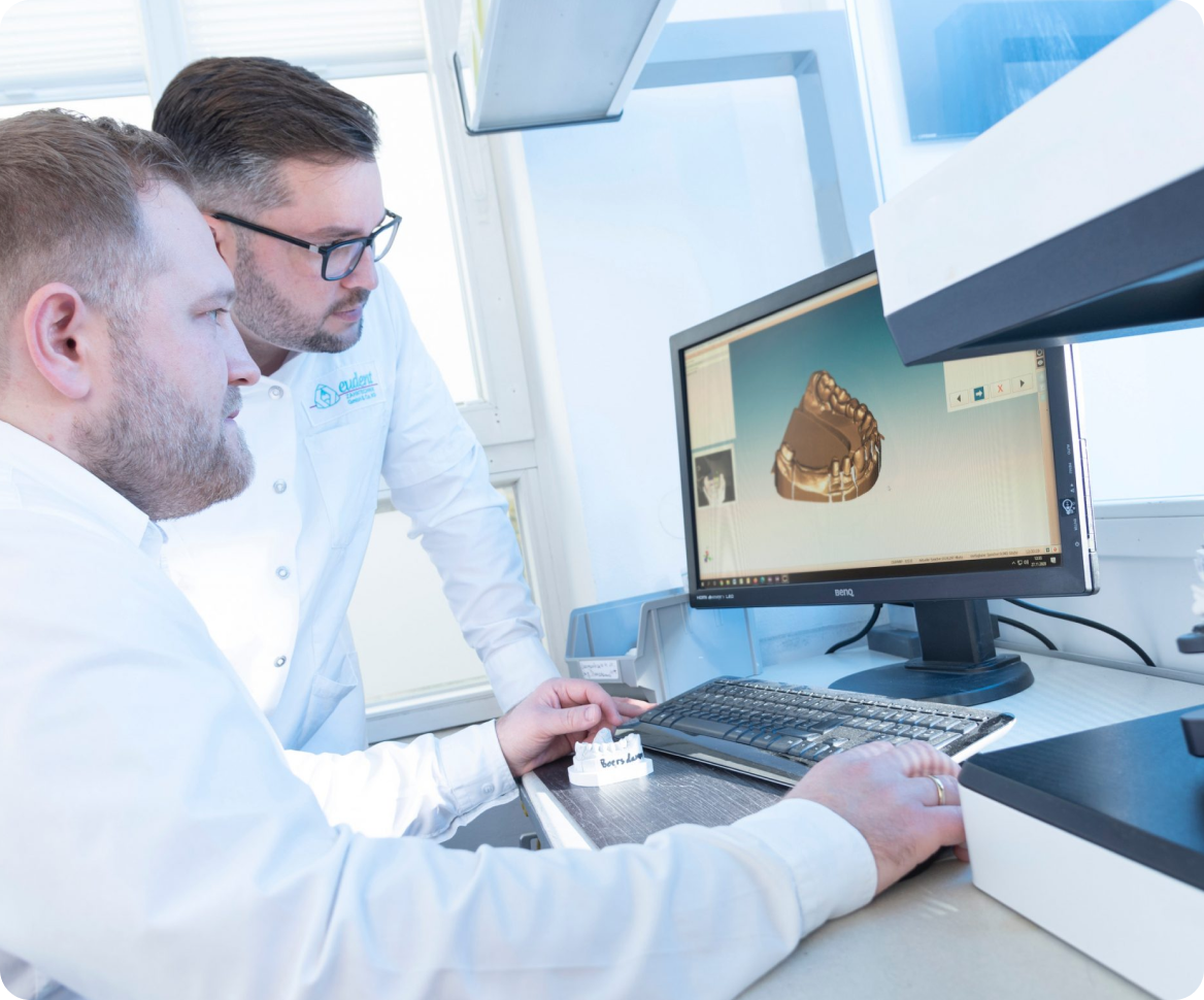 Item → Figure → 3-Person-720x360.jpg (4)